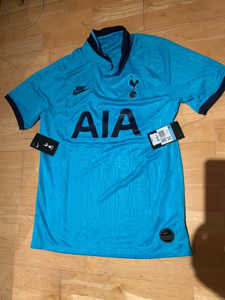 spurs 3rd shirt